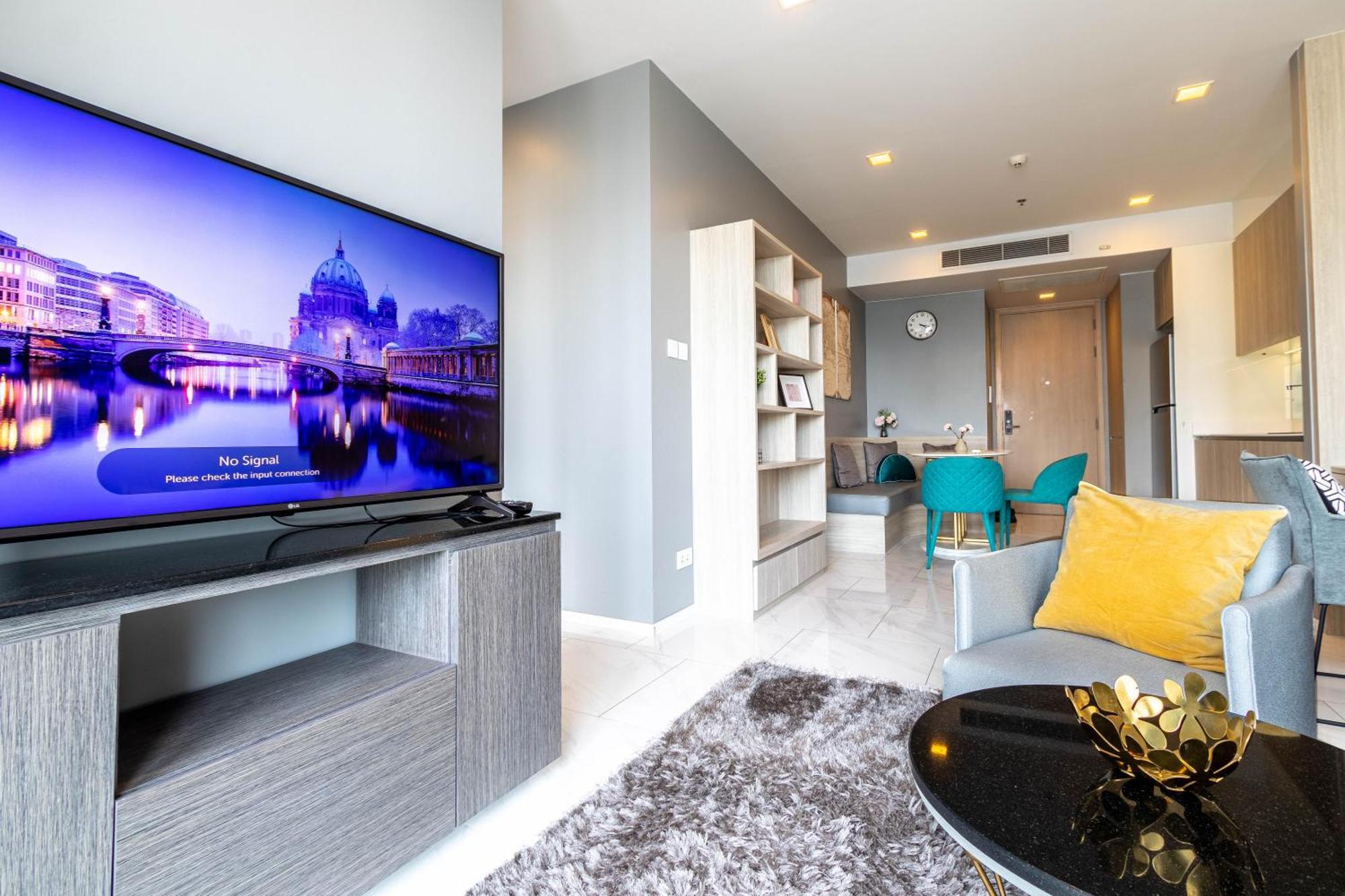 Hyde Sukhumvit 11 Branded Suites Bangkok Extérieur photo